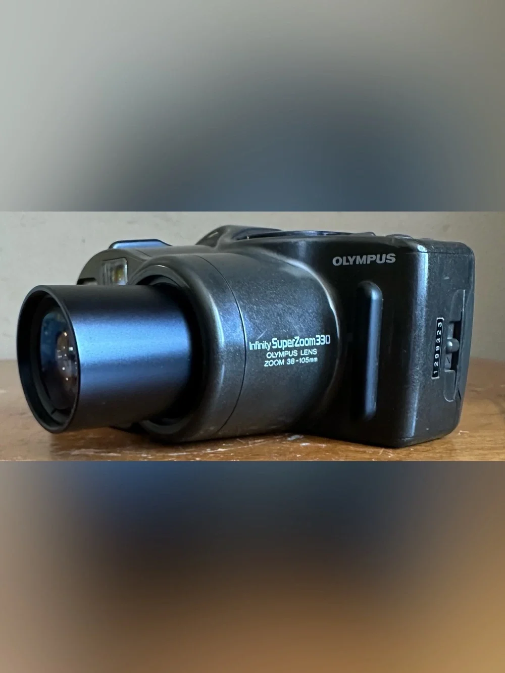 Olympus Infinity SuperZoom330 AF QUARTZDATE 35mm Film Camera w/38-105mm Lens